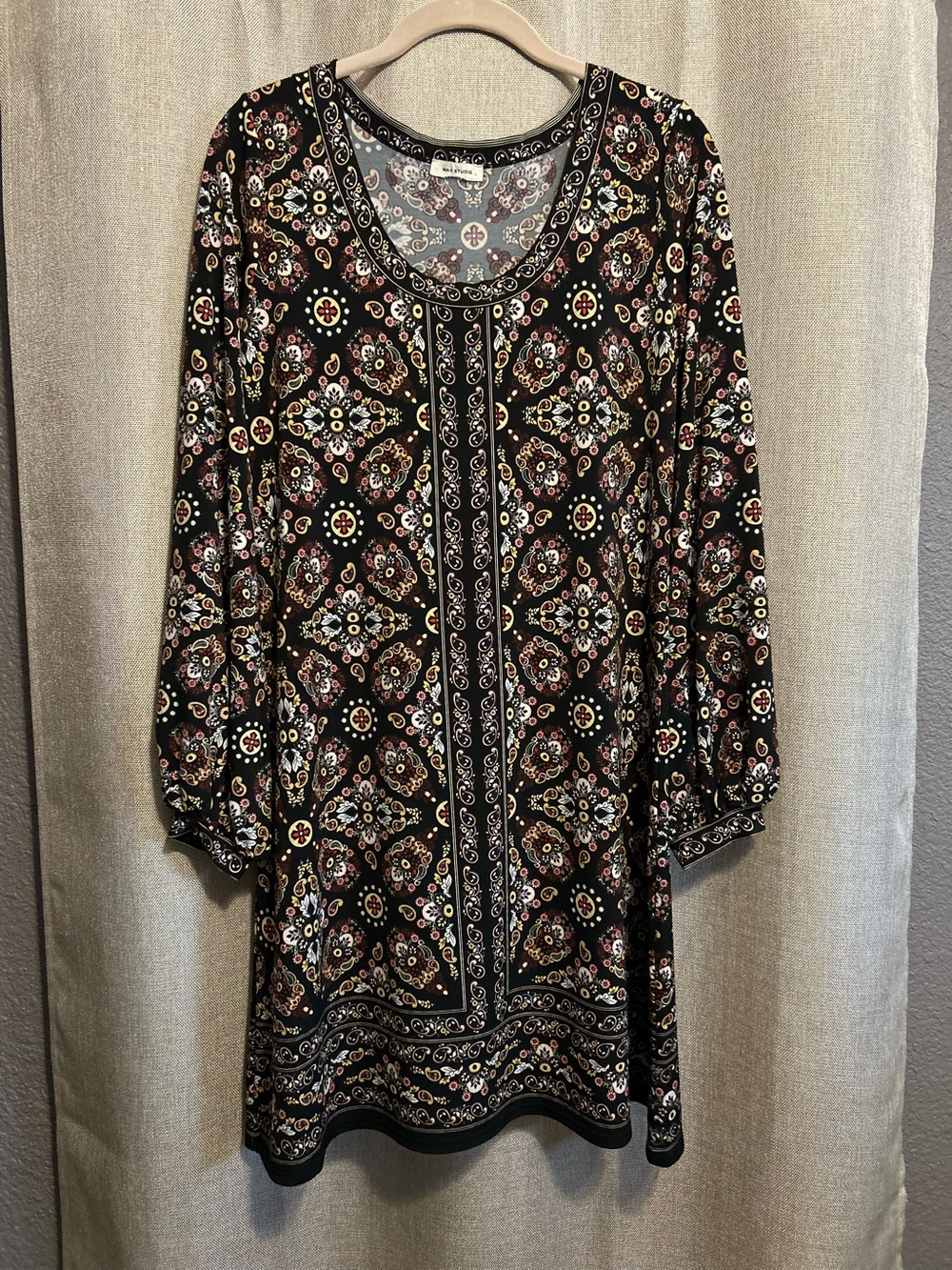 Boho Floral Long Sleeve Shift Dress - Black